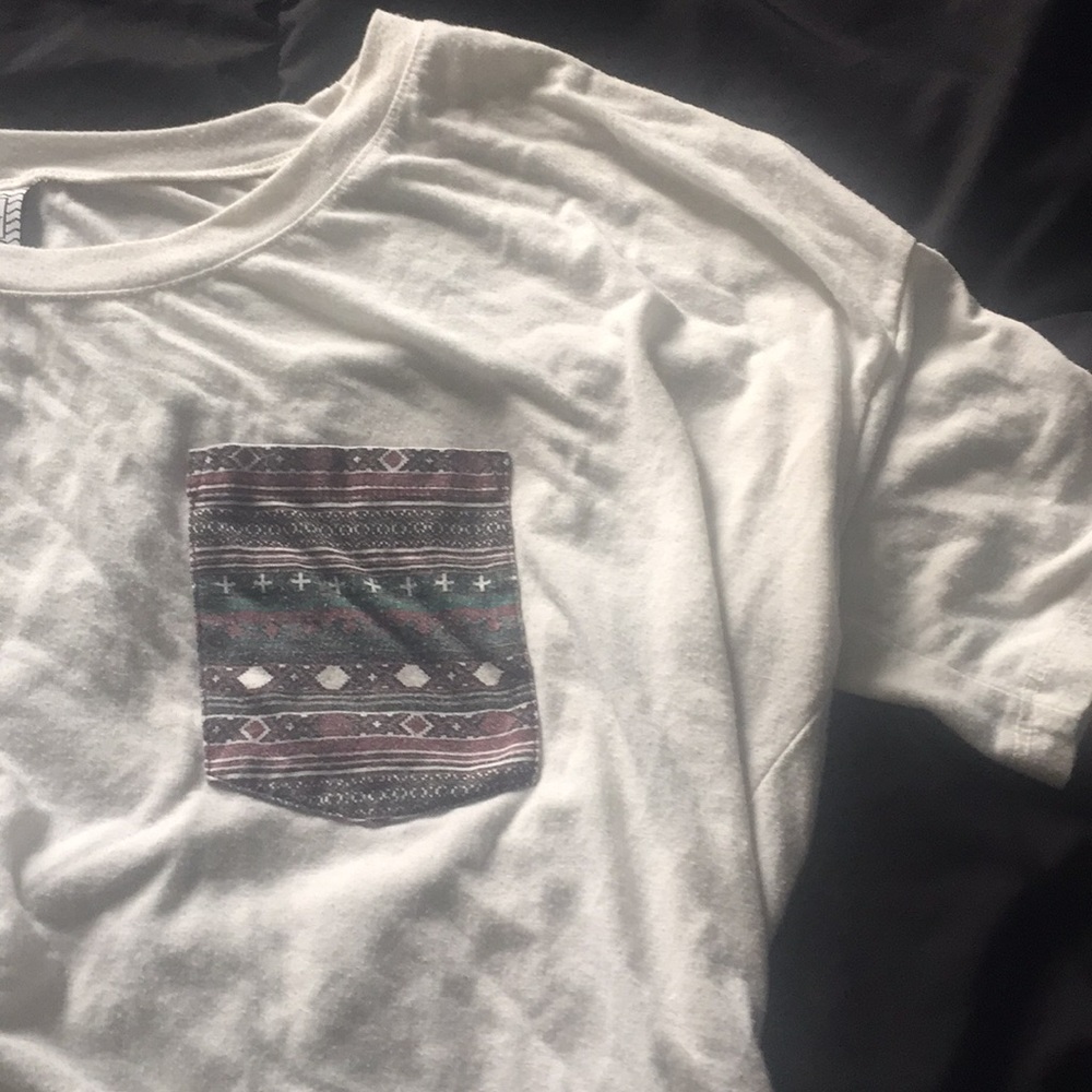 5️⃣for $2️⃣0️⃣ Loose fit empire tee 🦊